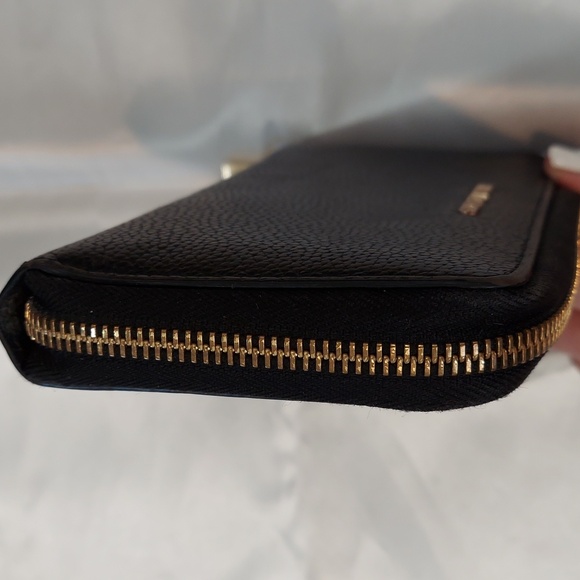 Michael Kors Black Genuine Leather Wallet with Zip - Picture 6 of 10